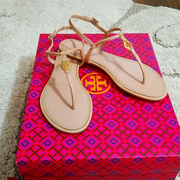 Tory Burch tan sandals size 6 - Picture 2 of 8